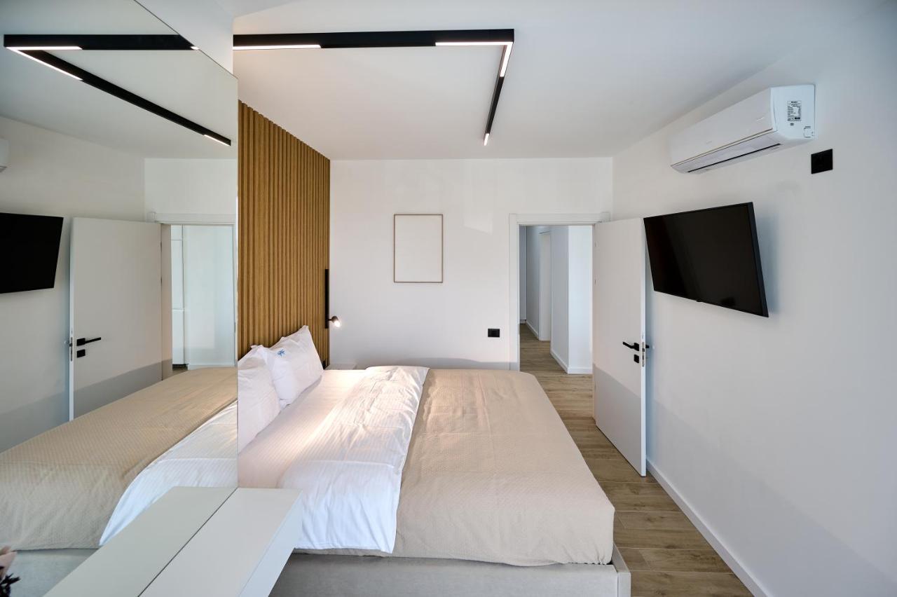 Absolute Sea View - Infinity Pool&spa&ev Friendly * Mamaia